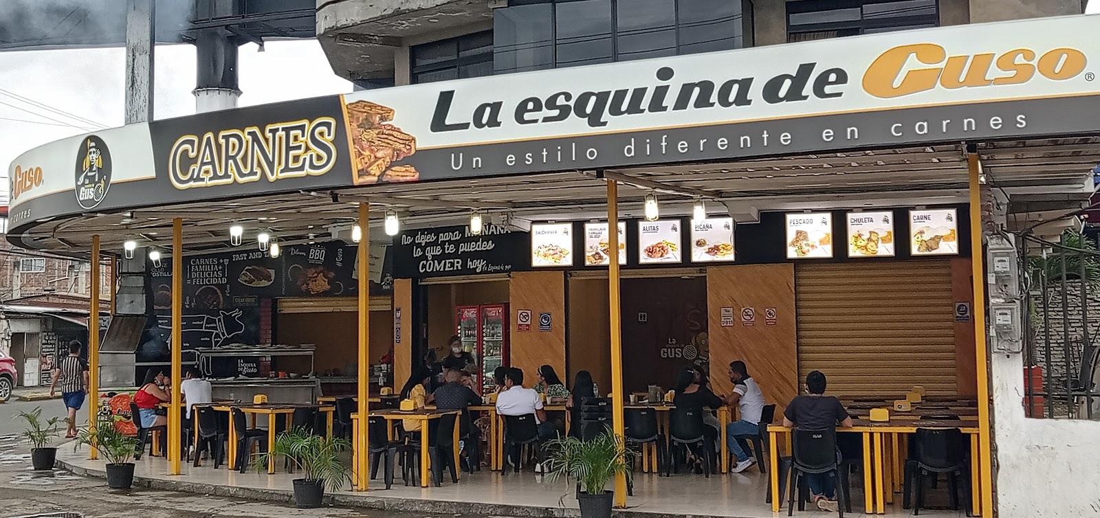 Local de La Esquina de Guso en Portoviejo · Av. del Ejército.